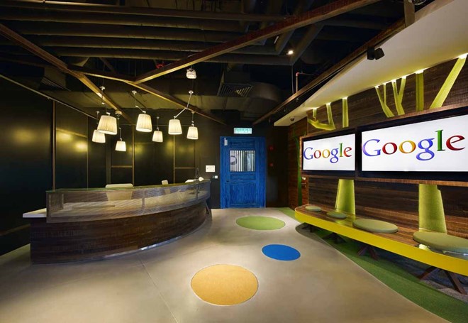 nội thất văn phòng google màu xanh tại malaysia rừng già